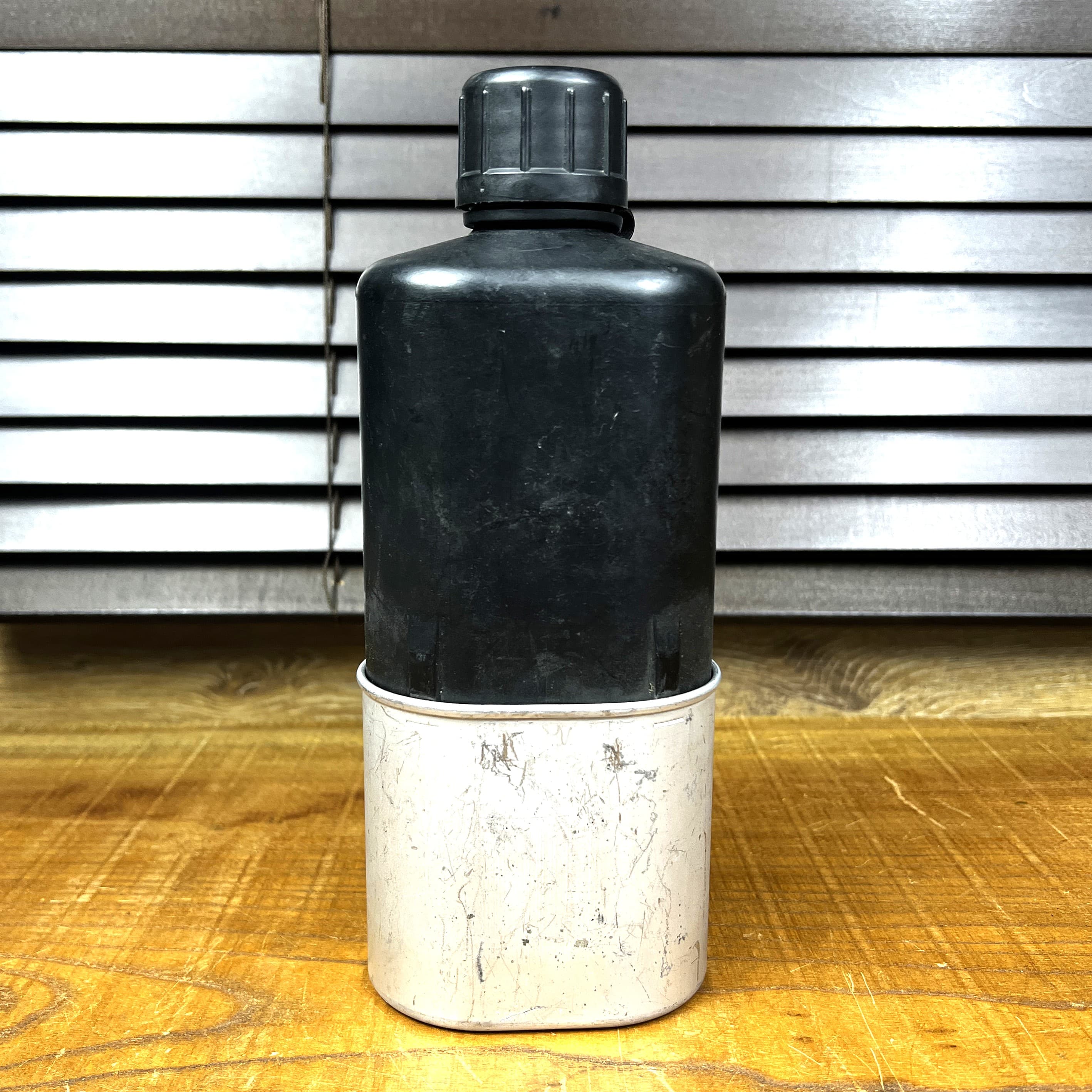 スイス軍放出 キャンティーン M84 0.8L カップセット | ミリタリー