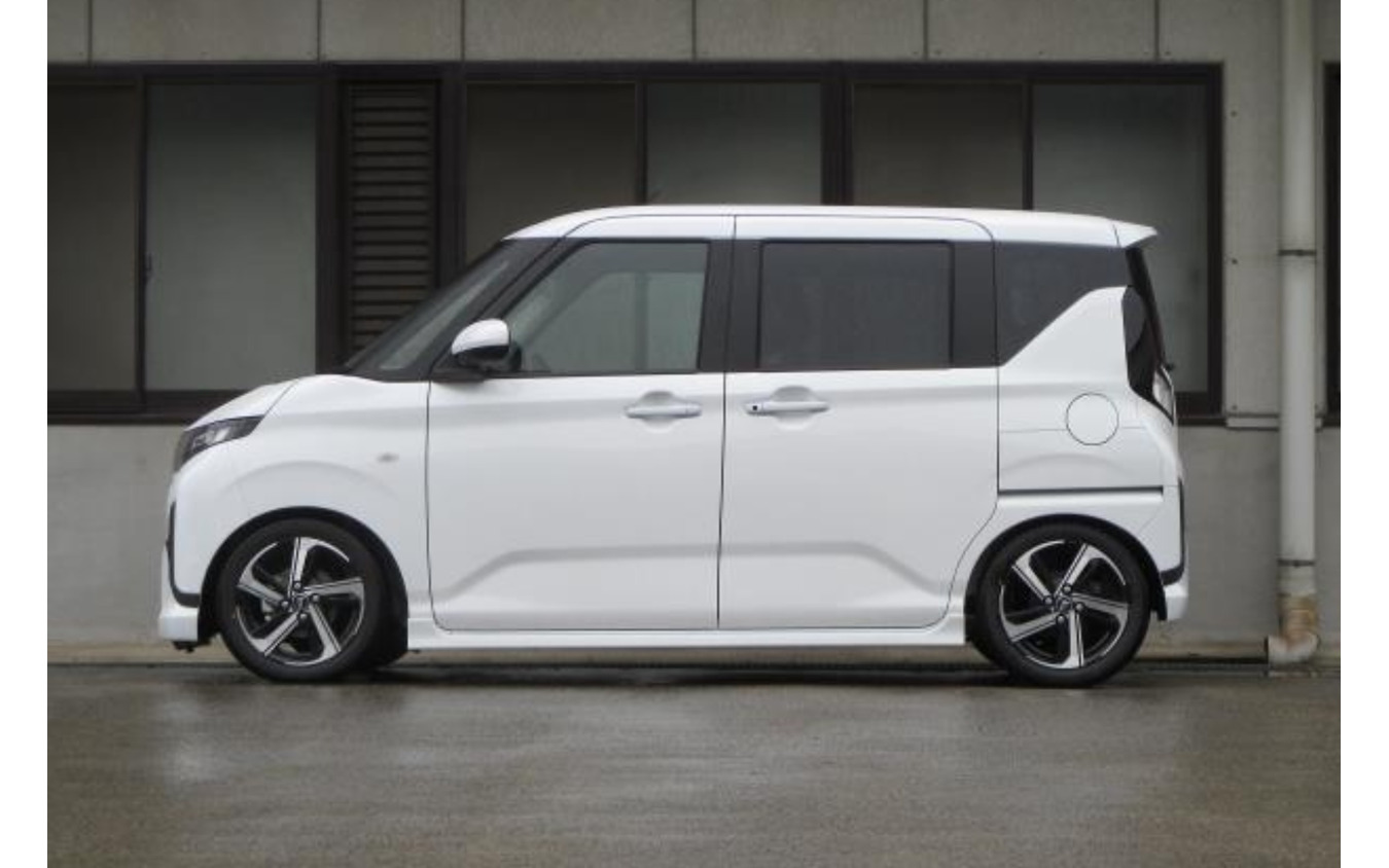 新型ダイハツ『ムーヴ』用エントリー車高調が早くも登場！ タナベ