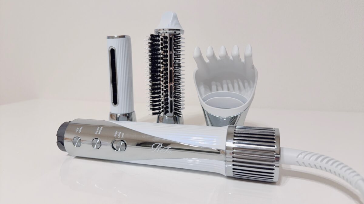 一台三役！リファのリセッターを美容師が口コミ評価！くるくる