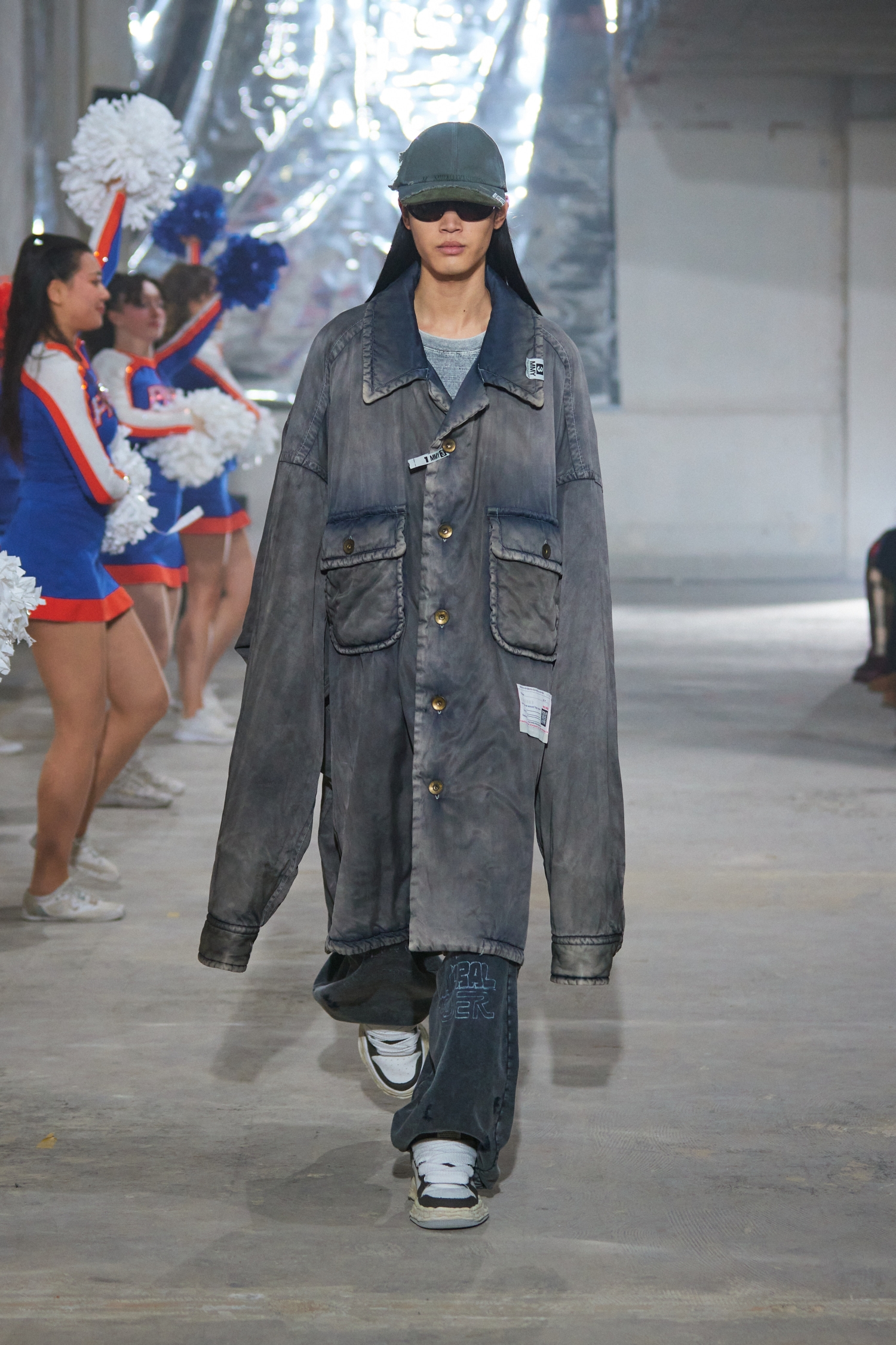 Maison MIHARA YASUHIRO（メゾン ミハラヤスヒロ）」、2024-25年秋冬