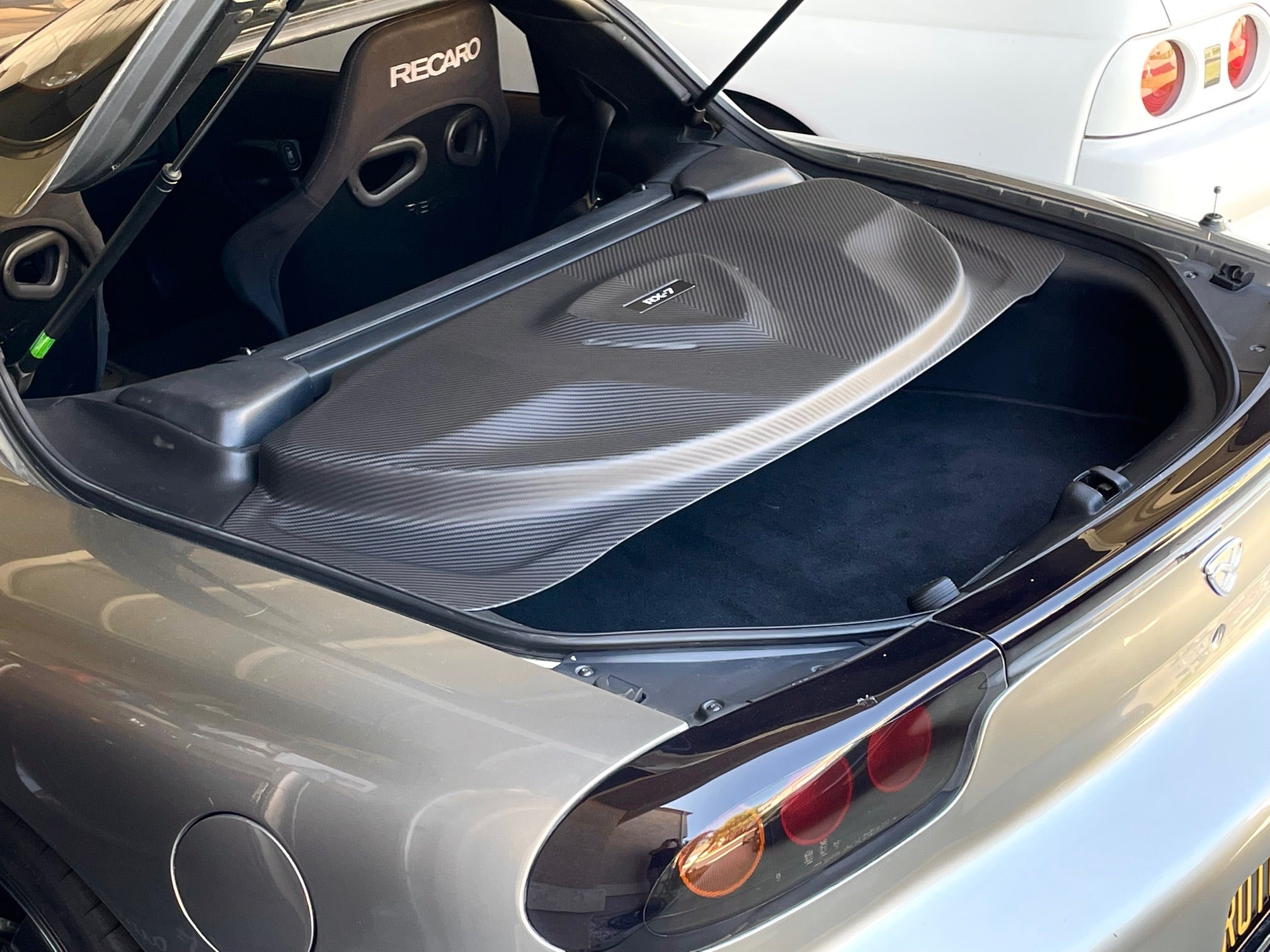 PROTOKRAFT：FD3S RX7 (1993-2002) ドライカーボントノカバー – RK-ONLINE