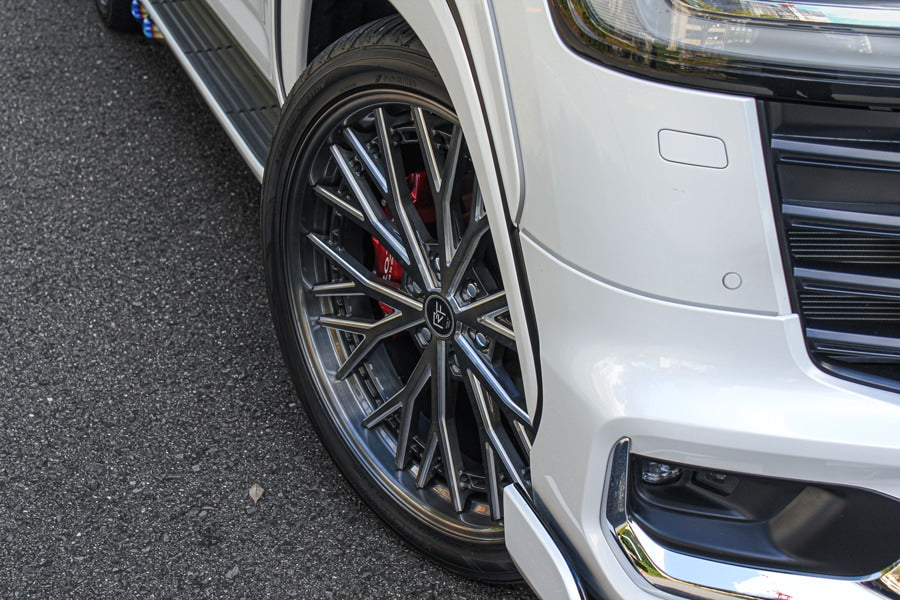 ハリアー 80系】ROJAM キャリパーカバー／足元に存在感を演出する