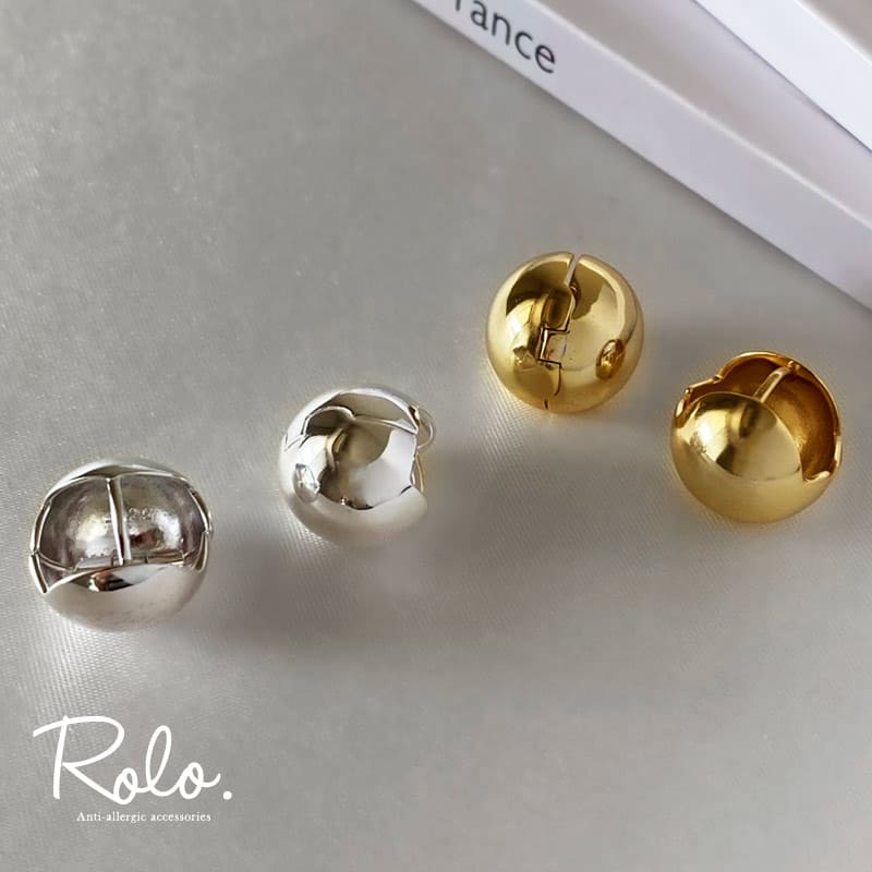 ころんと耳にアクセント。ラウンドボールピアス シルバー925 | 金属