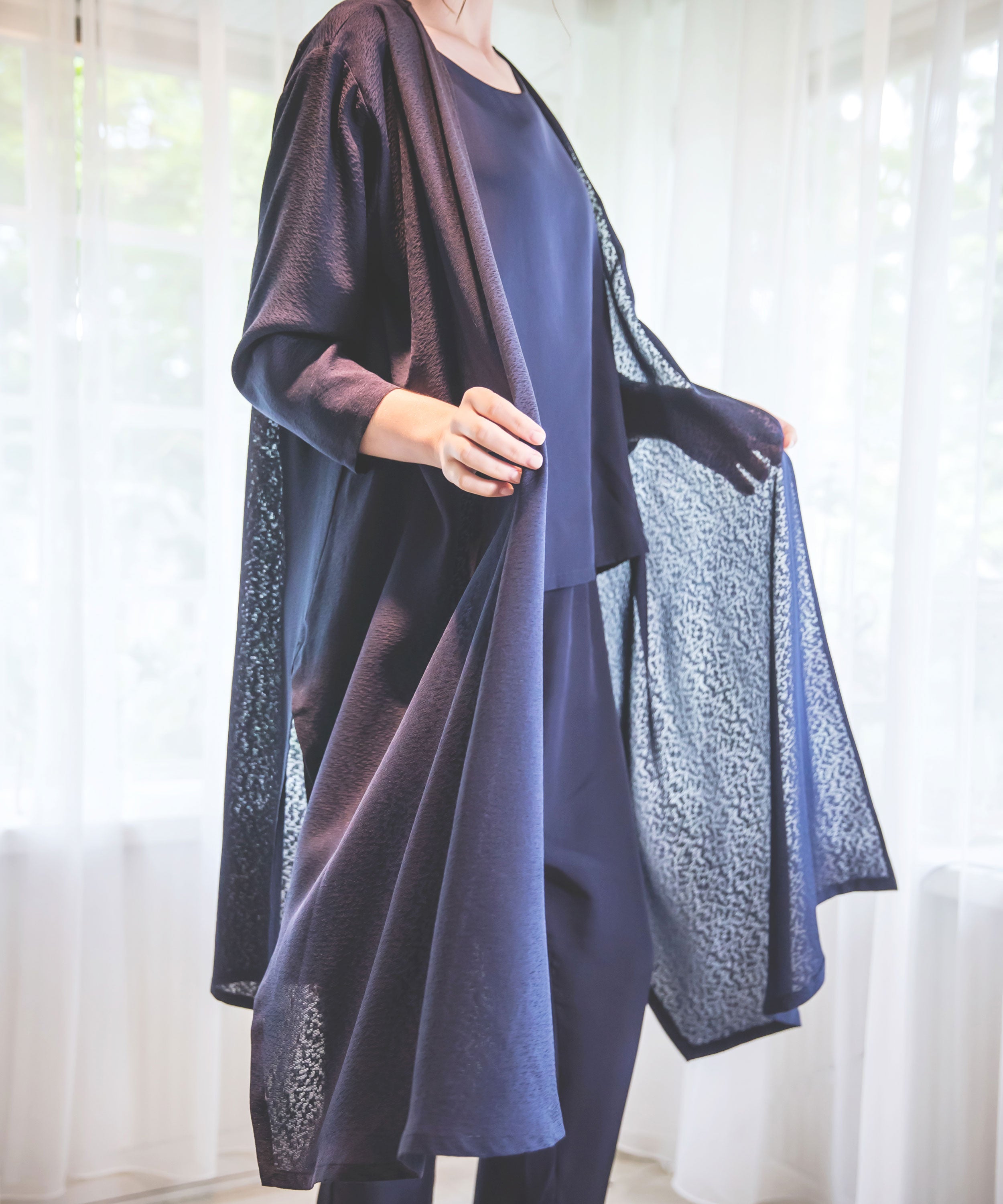 シルクのロングカーディガン