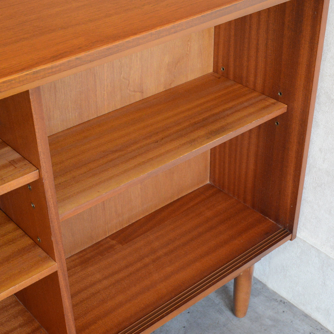 ミッドセンチュリーヴィンテージ ガラスキャビネット 79 – Rowan.inc