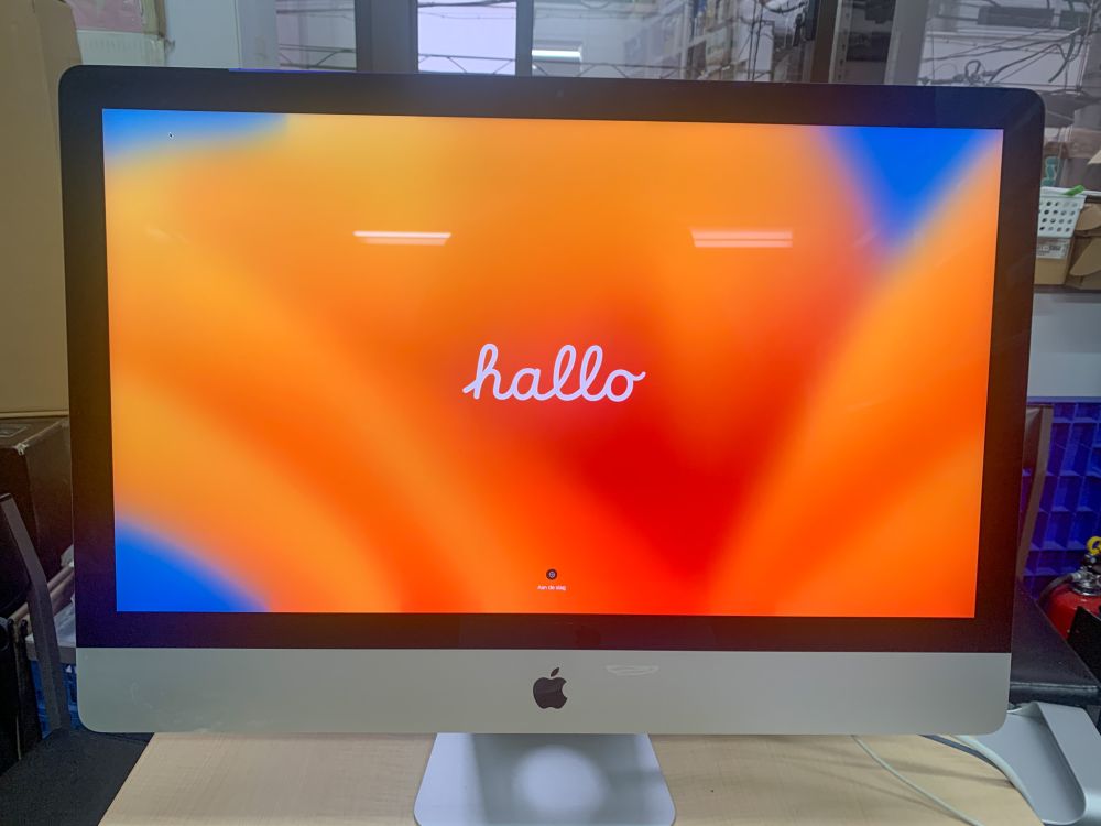 iMac (Retina 5K, 27-inch, 2017) SSD交換修理 - パソコン修理専門店