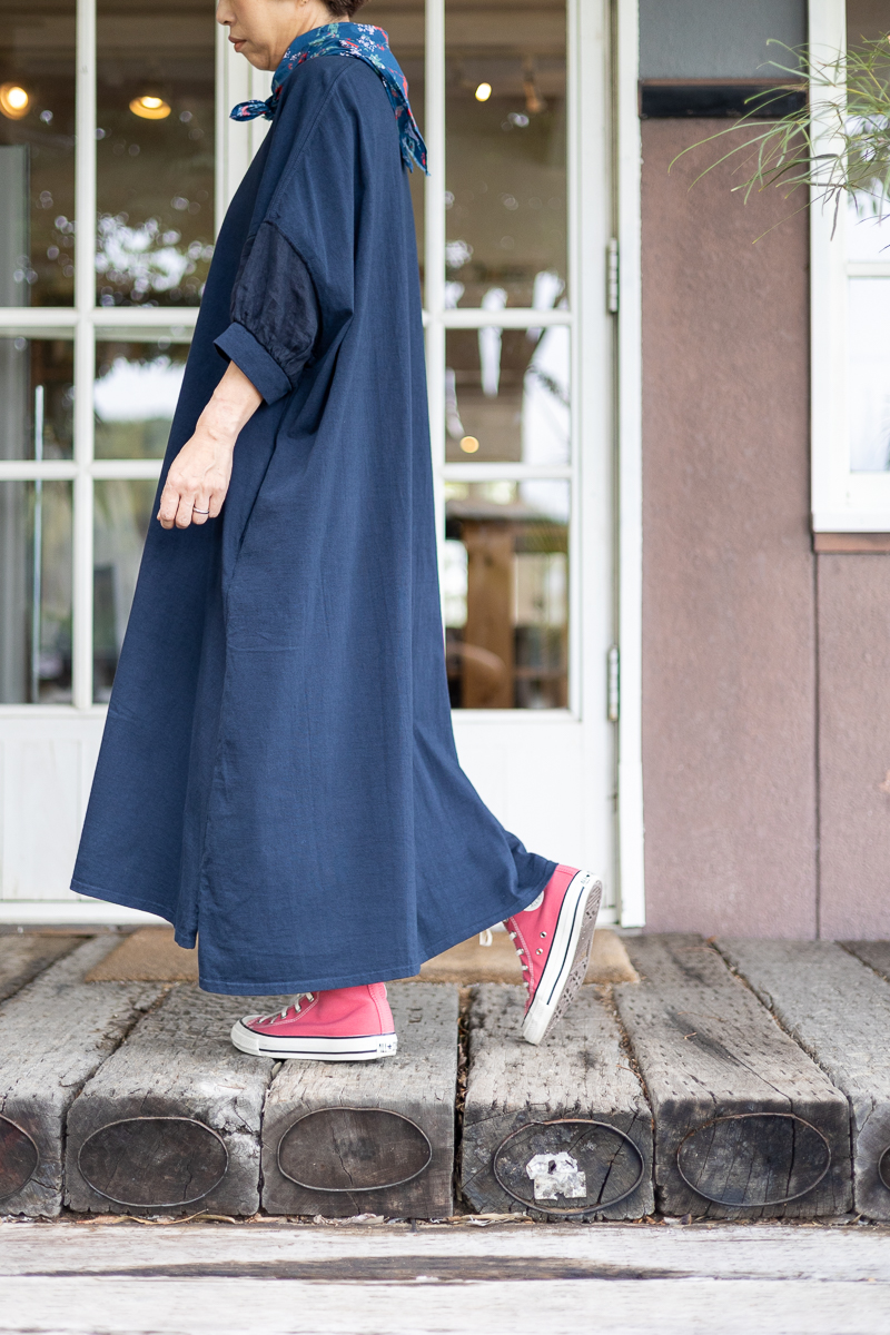 UNIVERSAL TISSU USAコットン リネンコンポギャザースリーブワンピース