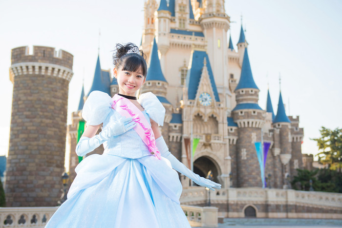 ディズニー】新「ビビディ・バビディ・ブティック」、実写版『美女と