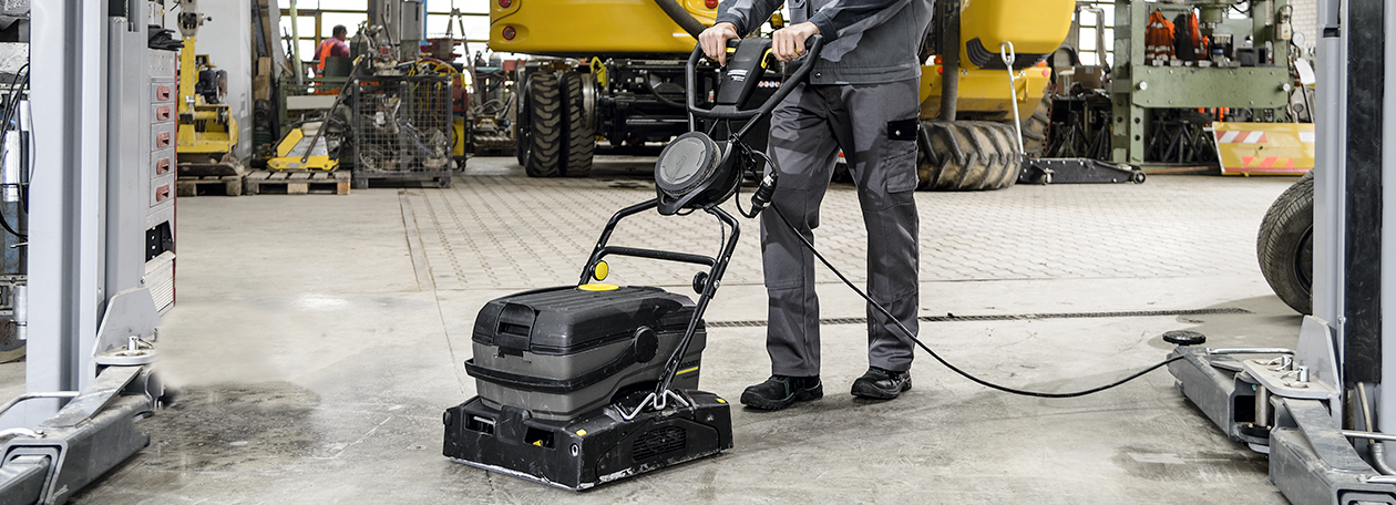 BR 40/10 C （60Hz/西日本） 床洗浄機（手押し式） | ケルヒャー