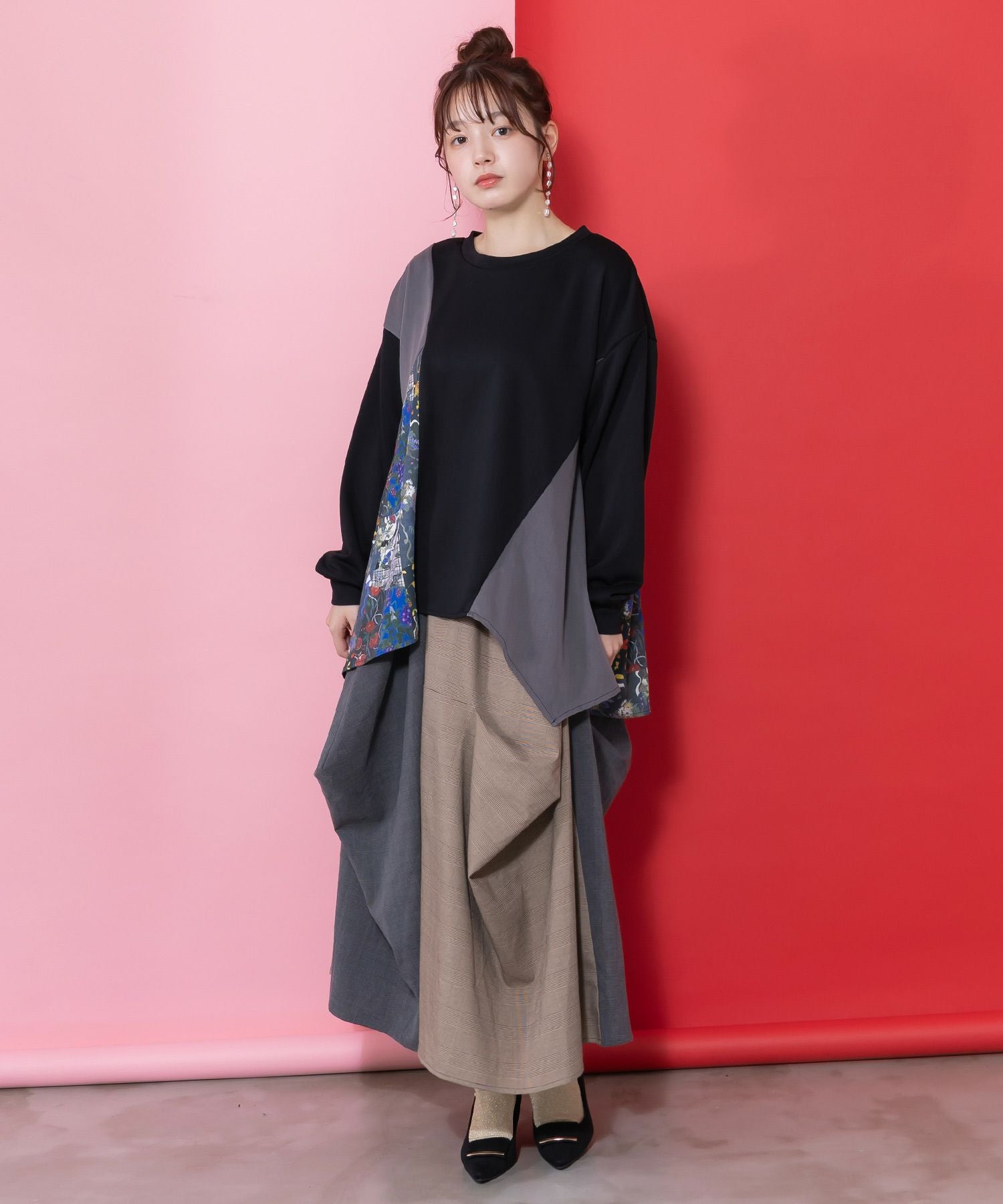 553265：花蝶柄×無地リメイク風 異素材切替プルオーバーの通販-ScoLar