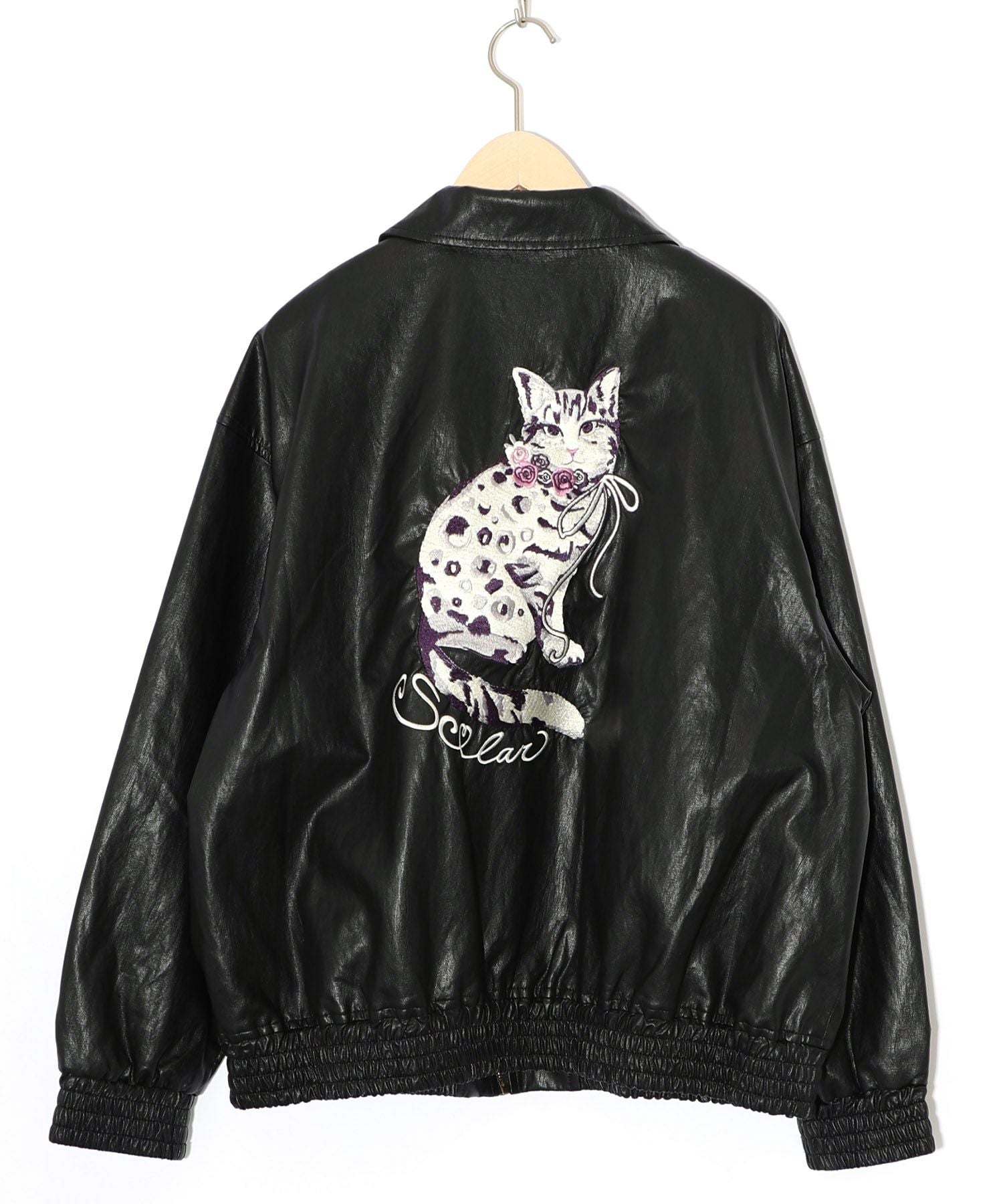153771：ネコ刺繍フェイクレザー×裏地ブルゾンの通販-ScoLar
