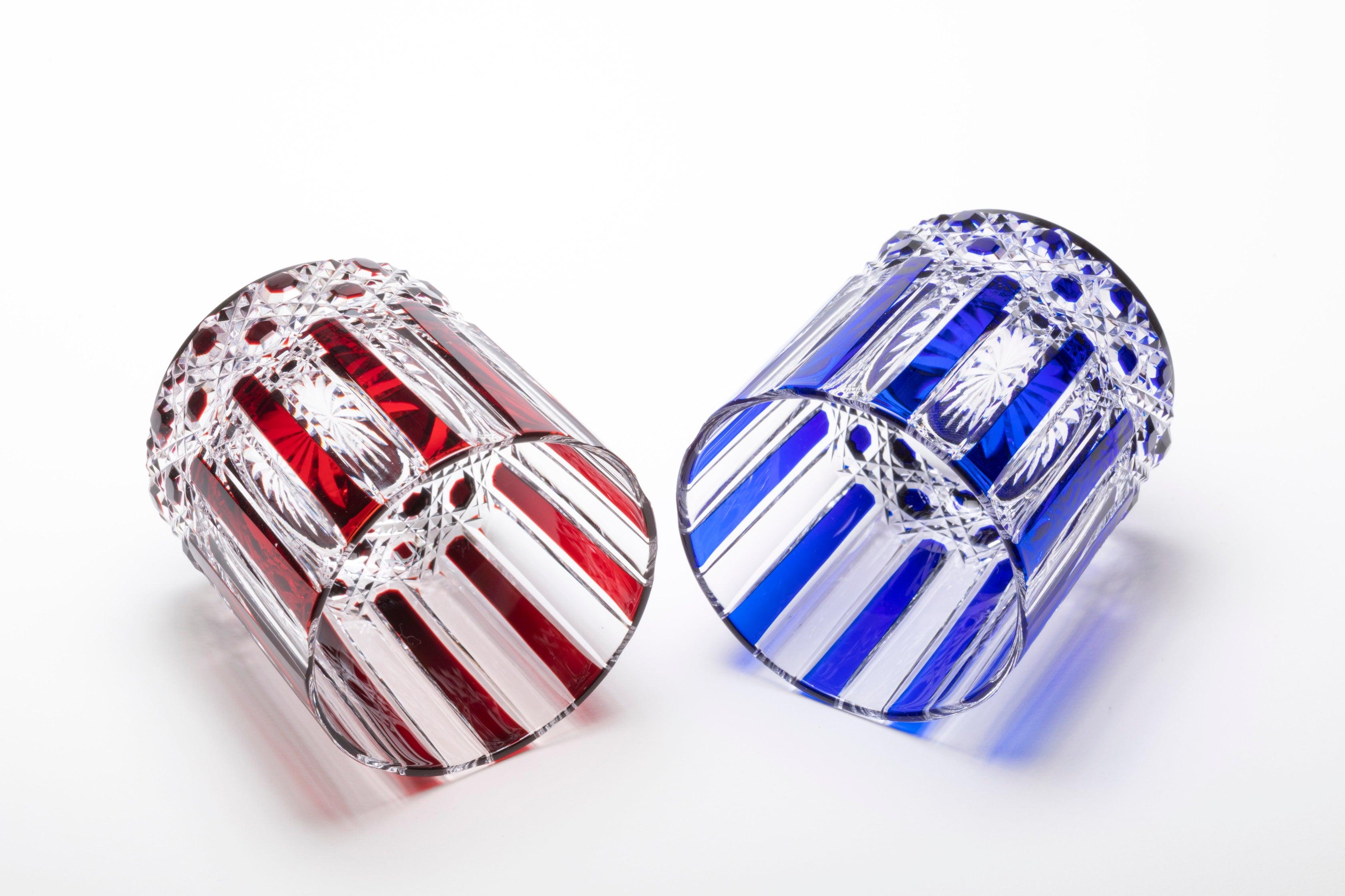 M-515-B 八角篭目十草文様 ぐい呑 ルリ – 硝子工房 彩鳳