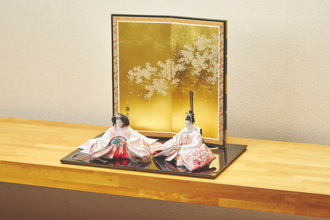 ふたり、寄り添うおひなさま – 人形工房 左京
