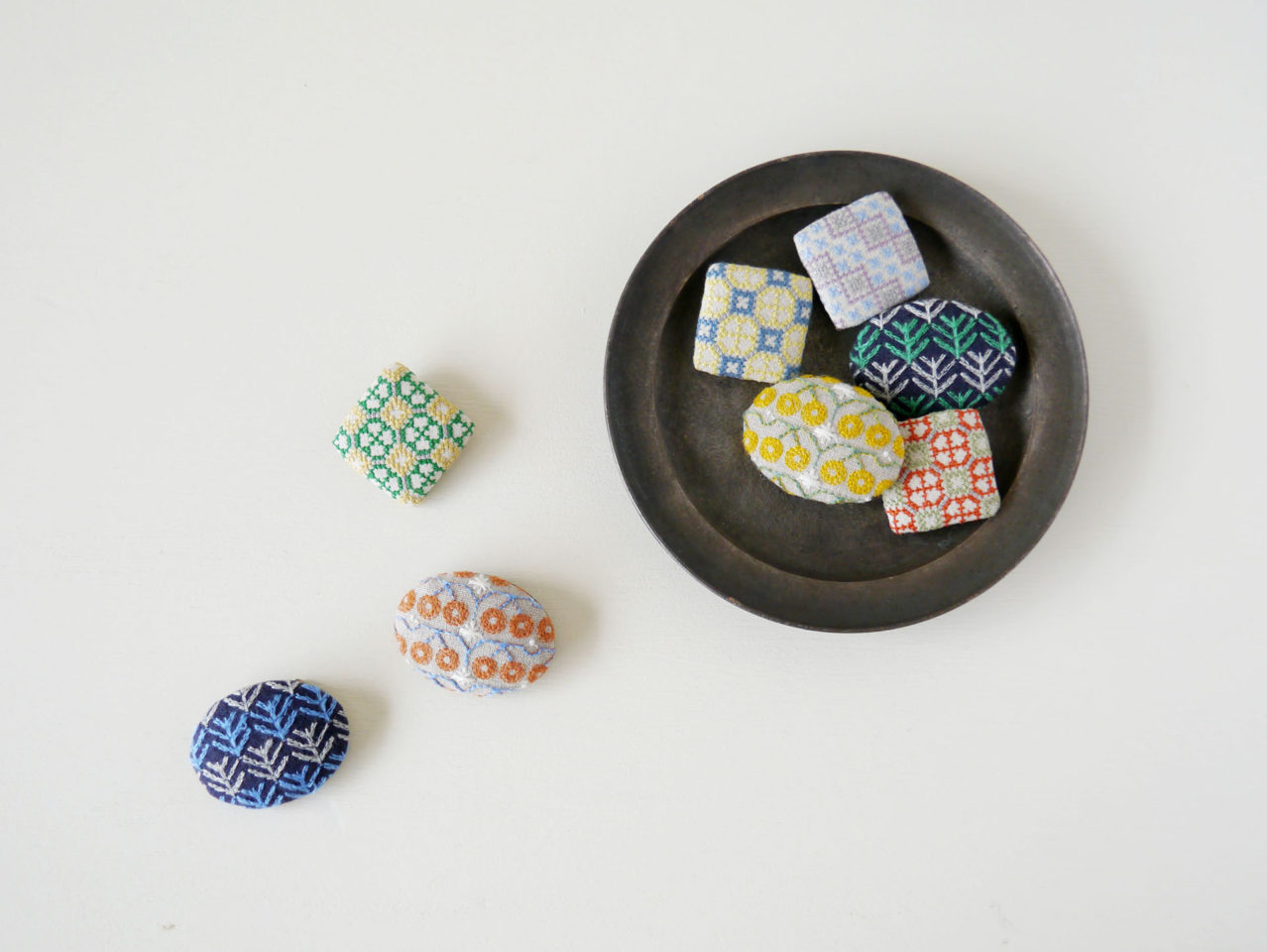 よそおいブローチ | salvia｜古きよきをあたらしく。東京・蔵前で