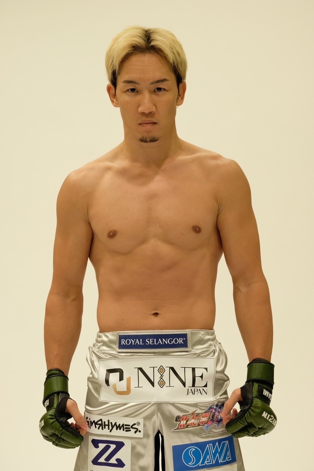 超RIZIN3に出場した朝倉未来選手のファイトパンツスポンサーとなりました。