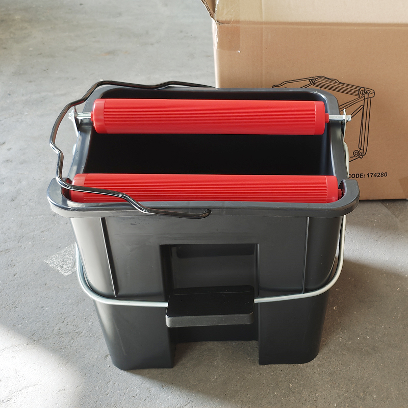 174280 Heavy Duty Marine Use Foot Pedal Wringer Mop Buckets
