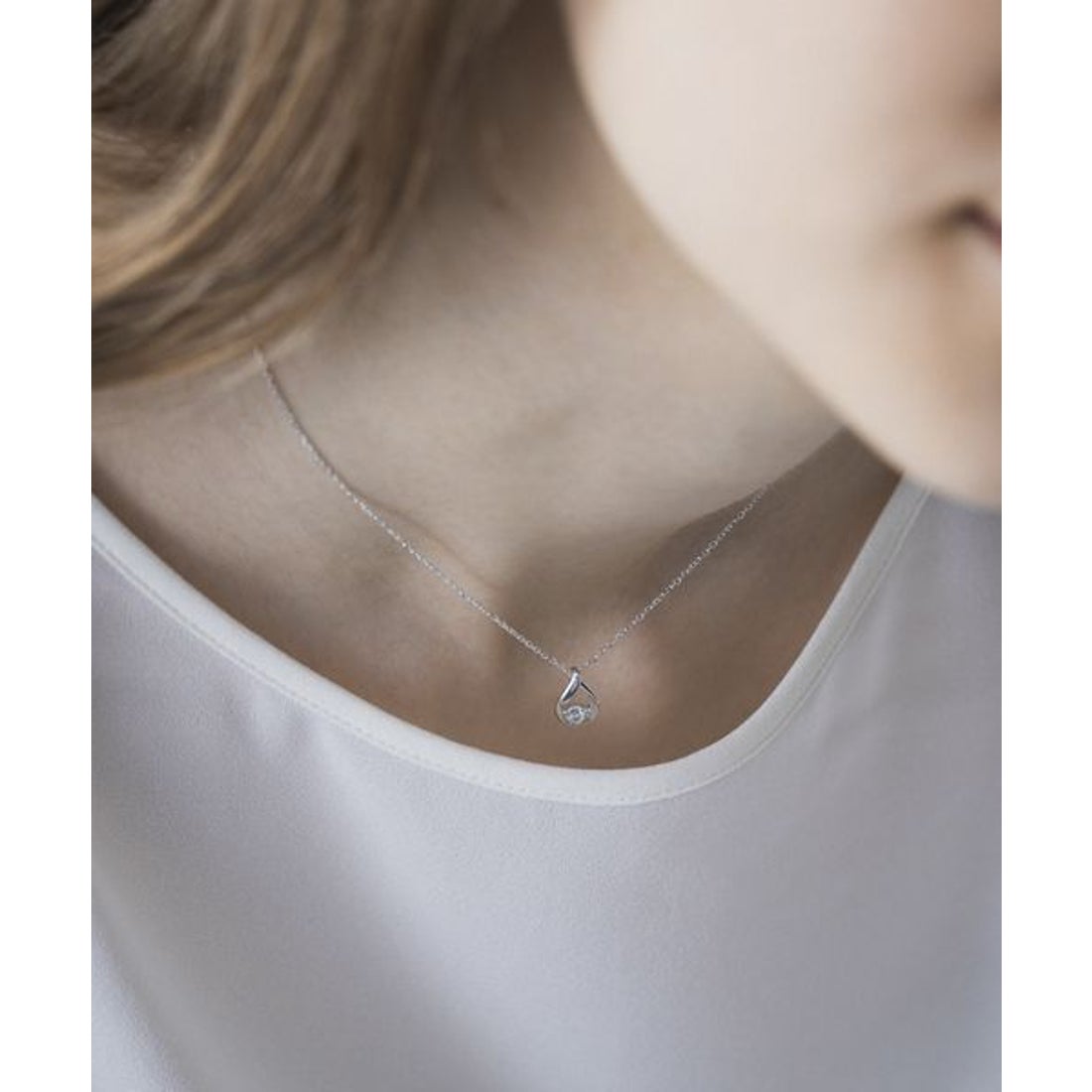 ヨンドシー 4℃ 4℃エターナルシルバー ダイヤモンド アクアマリンしずく