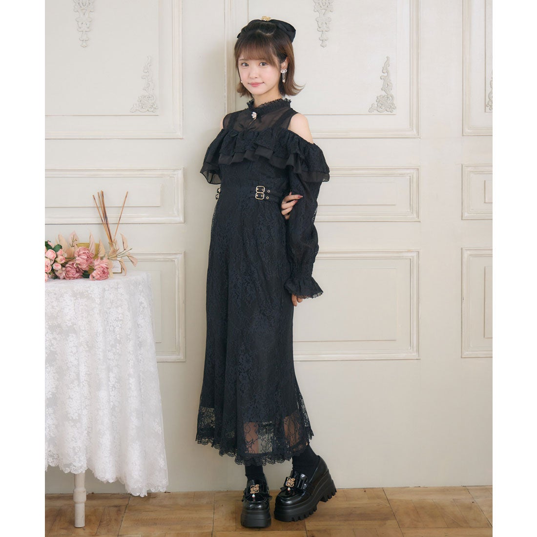 クチュールバイロジータ couture BY ROJITA 肩開き総レースワンピース