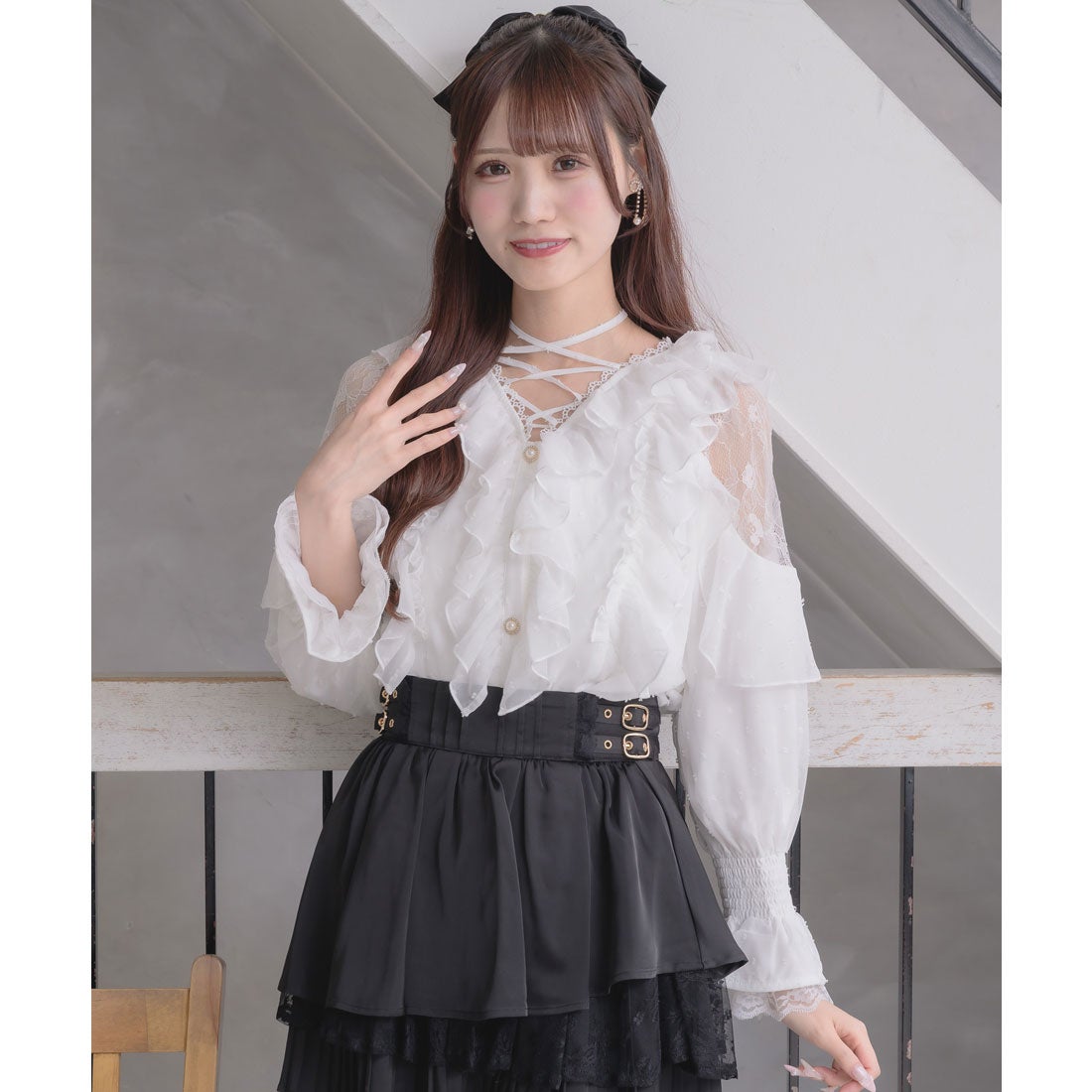 クチュールバイロジータ couture BY ROJITA クロスネックフリル