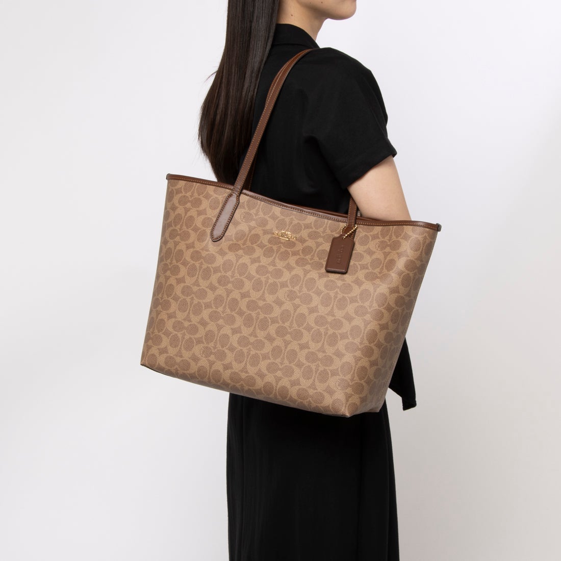 コーチ COACH CV976 トートバッグ A4対応 レディース （ダークブラウン