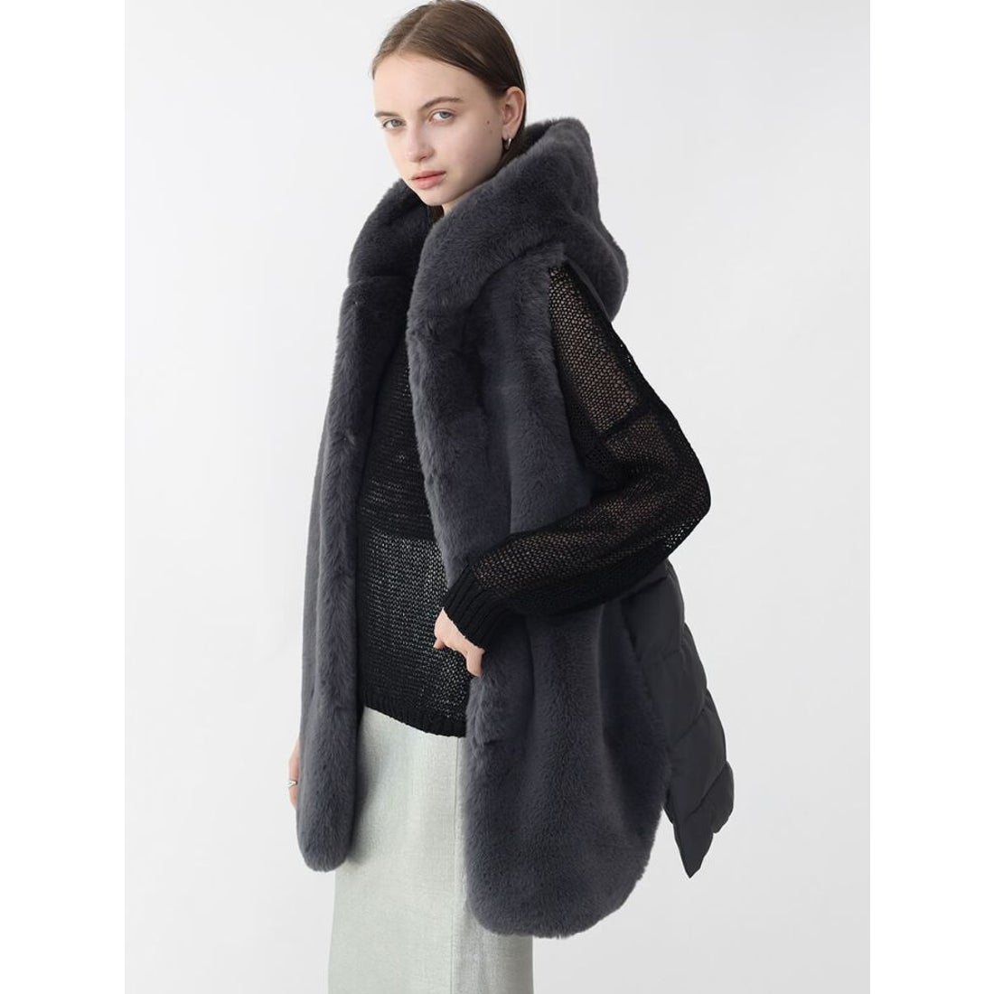 アーガ Aga THAIGREEN エコファーベスト （チャコールグレー