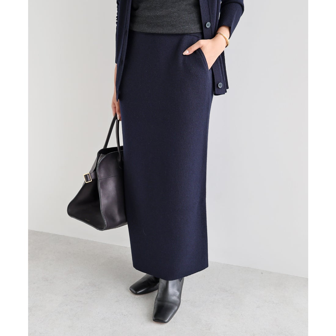 アンドミー andme 総針 ウール ニット タイト スカート （ネイビー