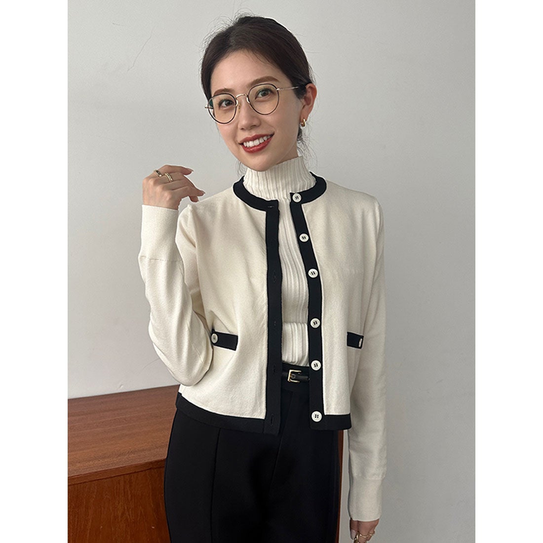 アニュアンス anuans ベーシッククルーネックカーディガン （IVORY