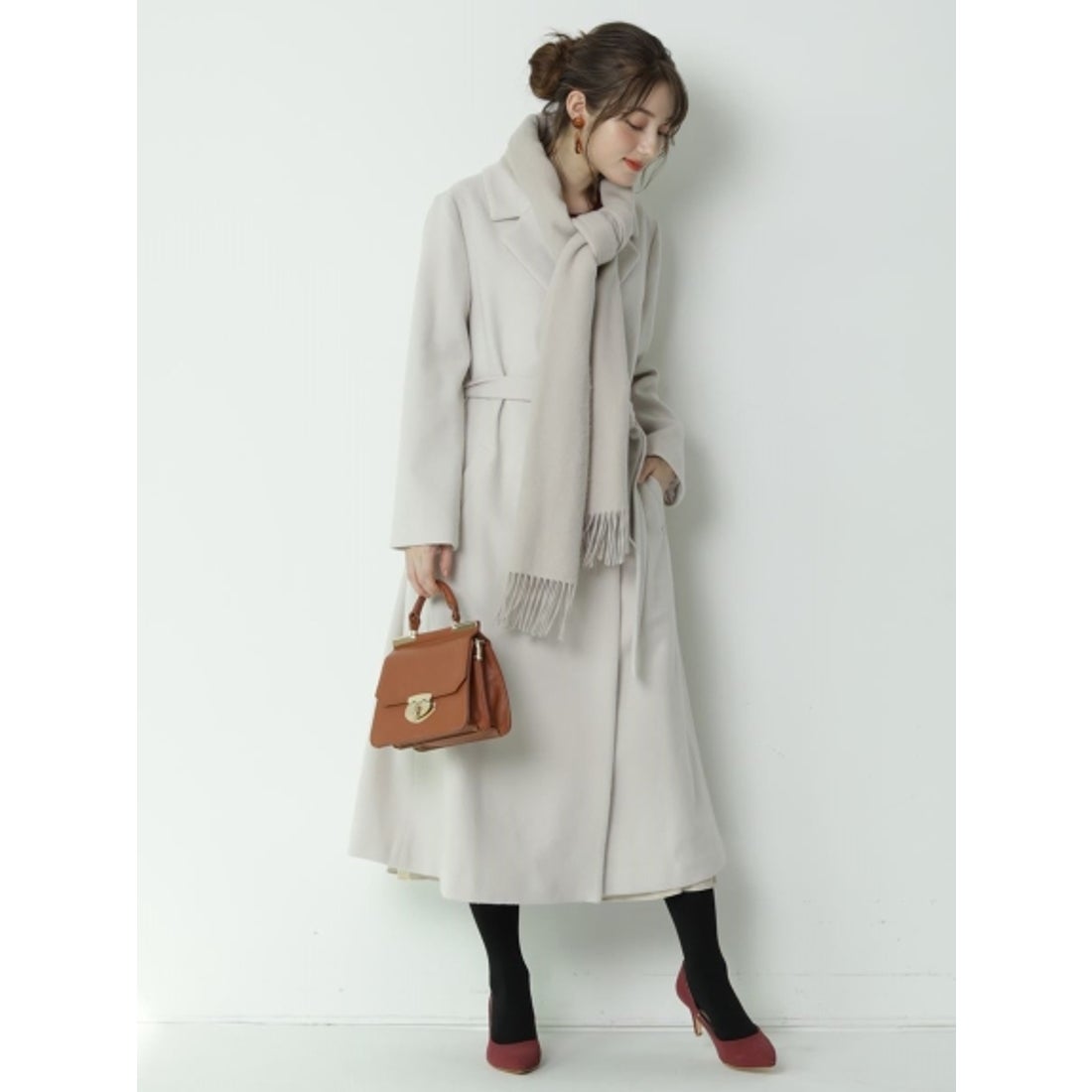 Apuweiser-riche ファーマフラー付ベルテッドコート （ライトベージュ