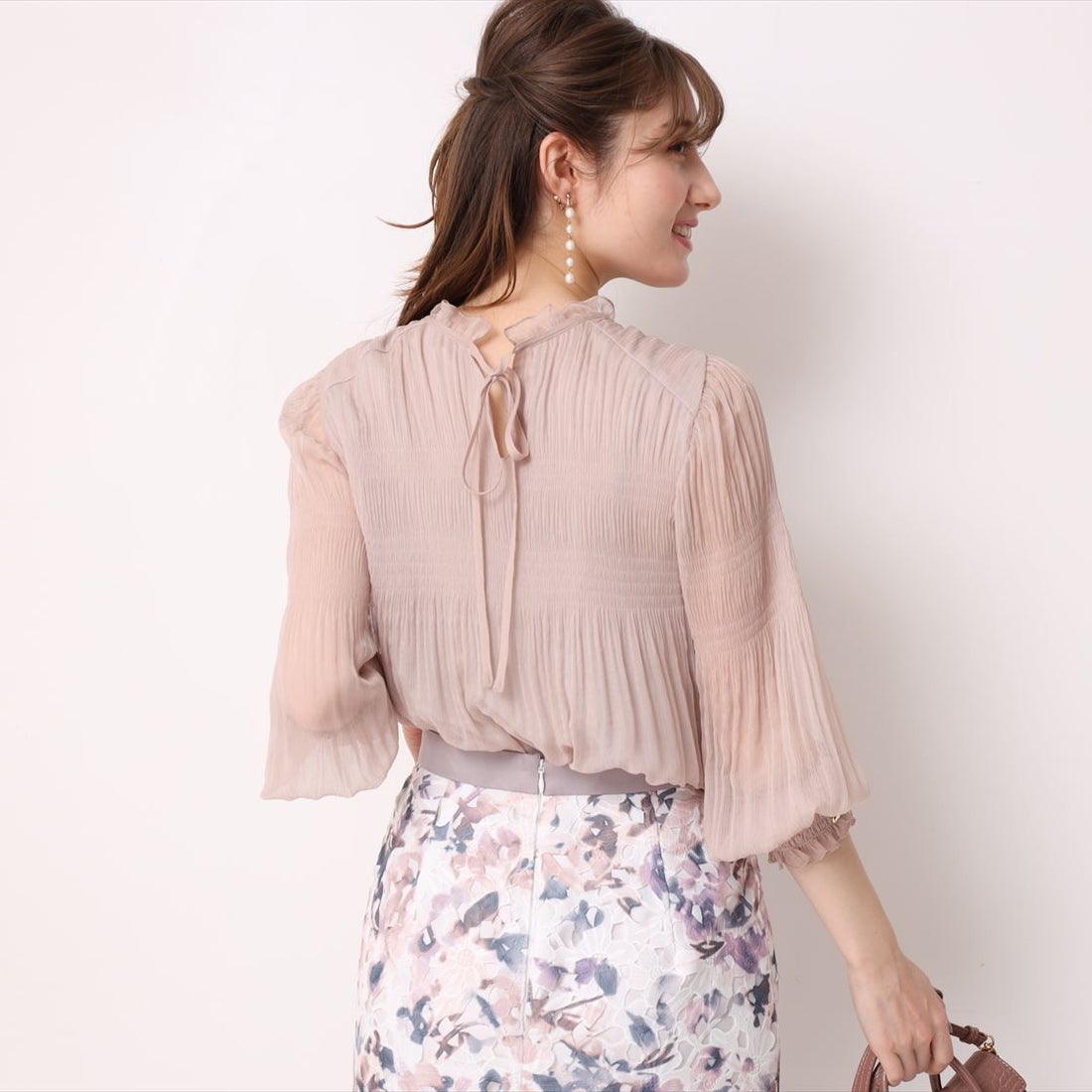 アプワイザーリッシェ Apuweiser-riche 2WAYマジョリカブラウス