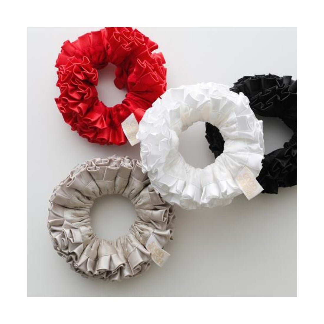 GOOD SQUISH シュシュ COWBOY BADLANDS COLLECTION フリル （ブラック