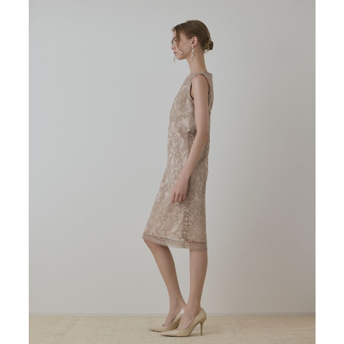 グレースコンチネンタル GRACE CONTINENTAL コード刺繍タイトドレス