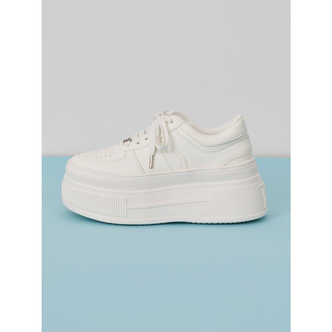 ダーリッチ Darich DDロゴソールスニーカー （ホワイト