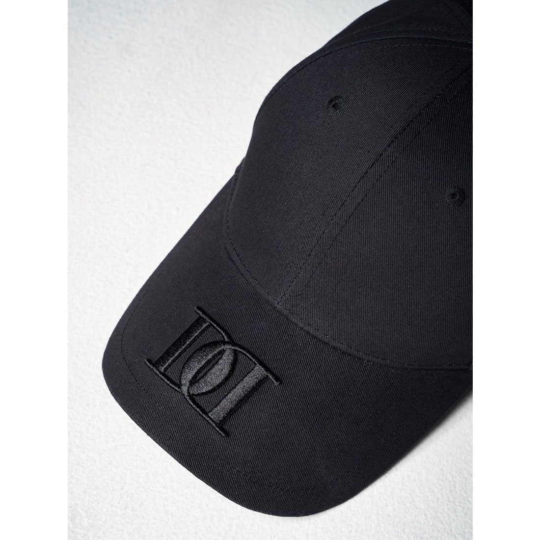 ダーリッチ Darich ロングブリムロゴキャップ （ブラック） -靴