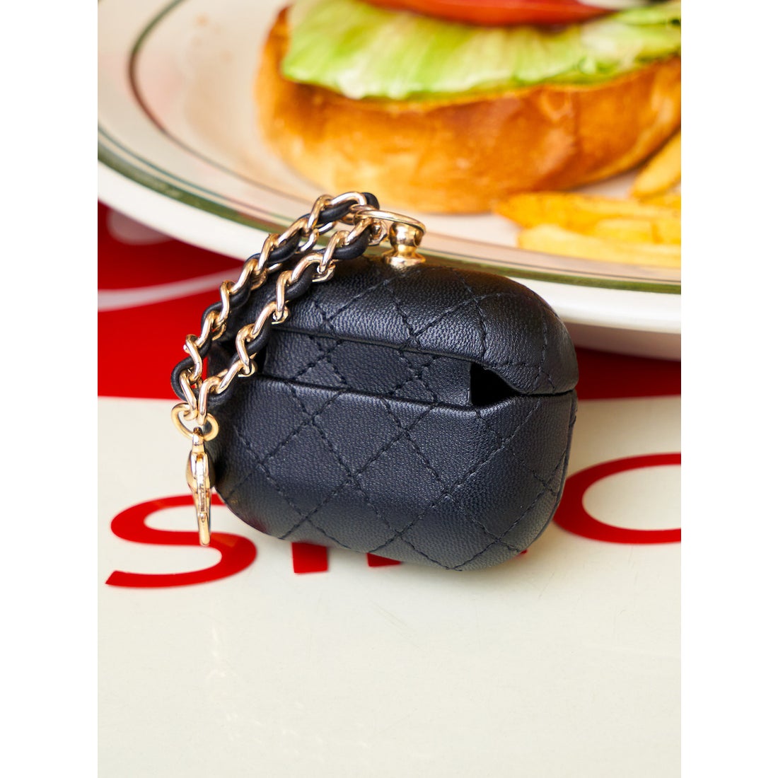 ダーリッチ Darich キルティングAir pods proケース （ブラック） -靴