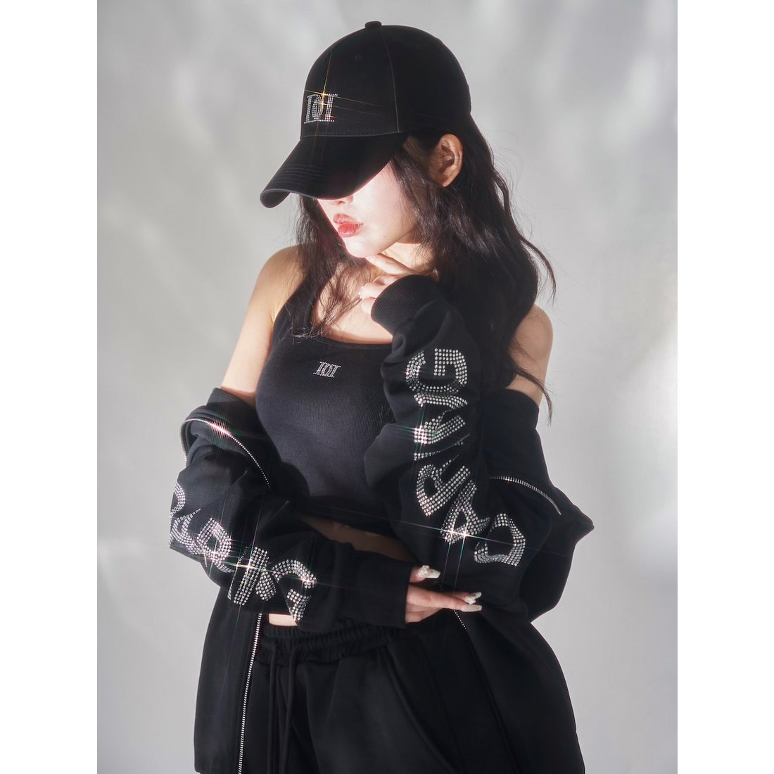 ダーリッチ Darich クリスタルロゴキャップ （ブラック