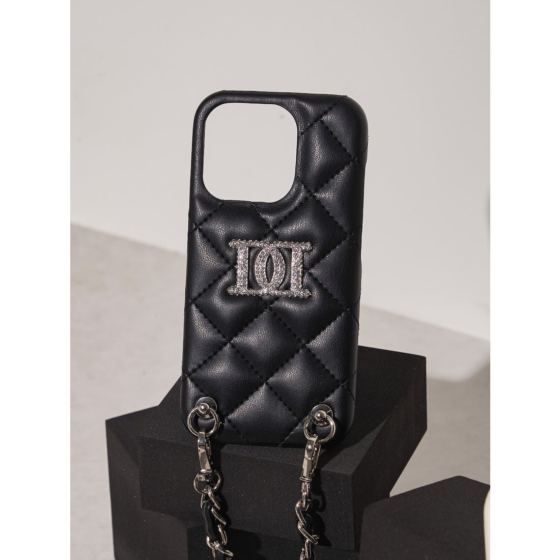 ダーリッチ Darich ストーンロゴキルティングiPhoneケース （ブラック