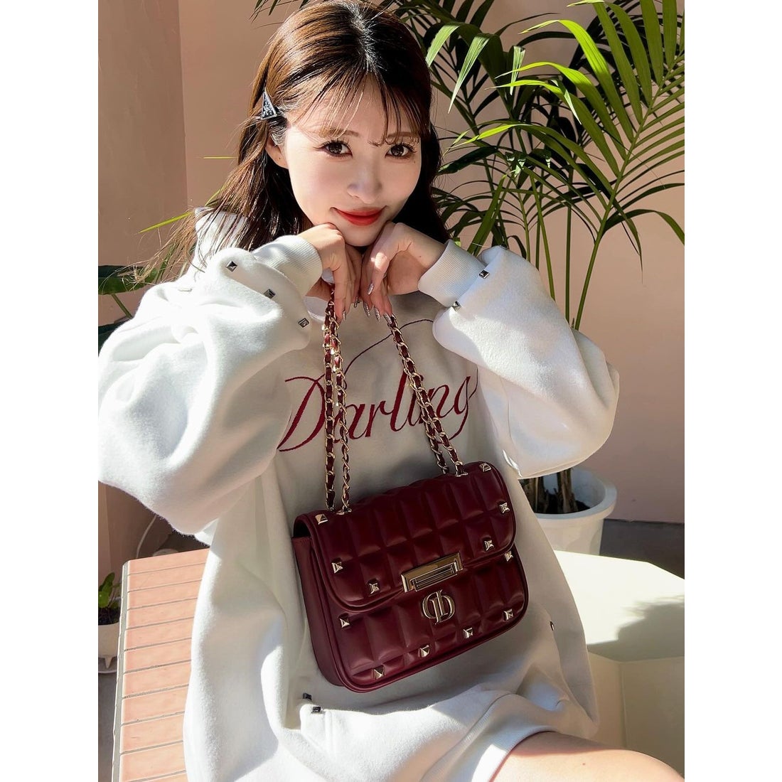 ダーリッチ Darich グラフィックスタッズフーディー （ホワイト