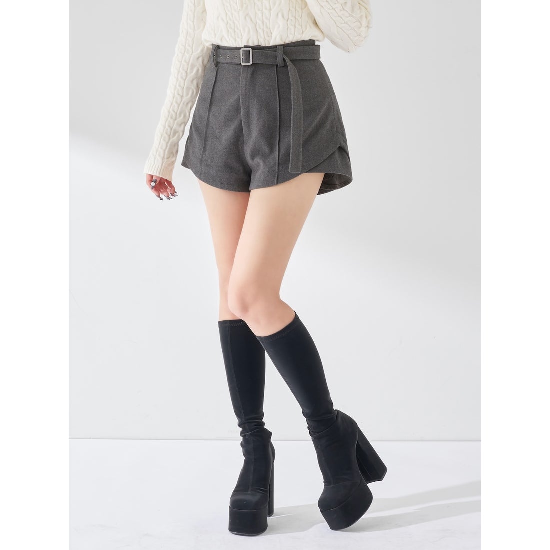 ダーリッチ Darich サイドスリットハイウエストショートパンツ