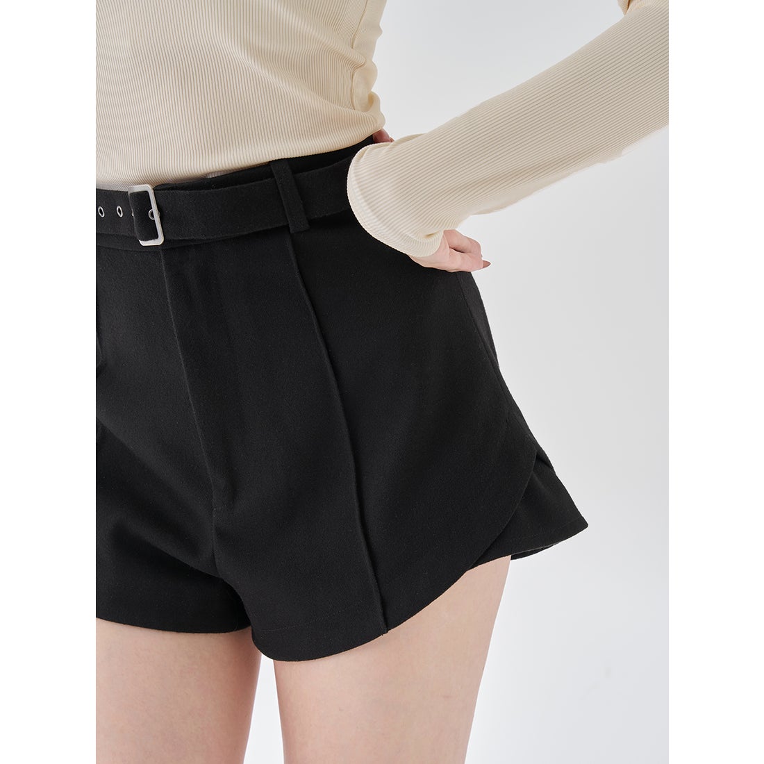 ダーリッチ Darich サイドスリットハイウエストショートパンツ