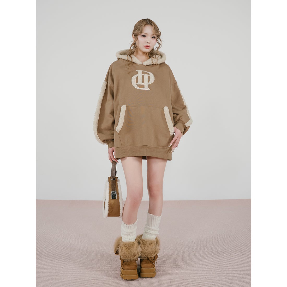 ダーリッチ Darich DDボアスウェットフーディー （モカ