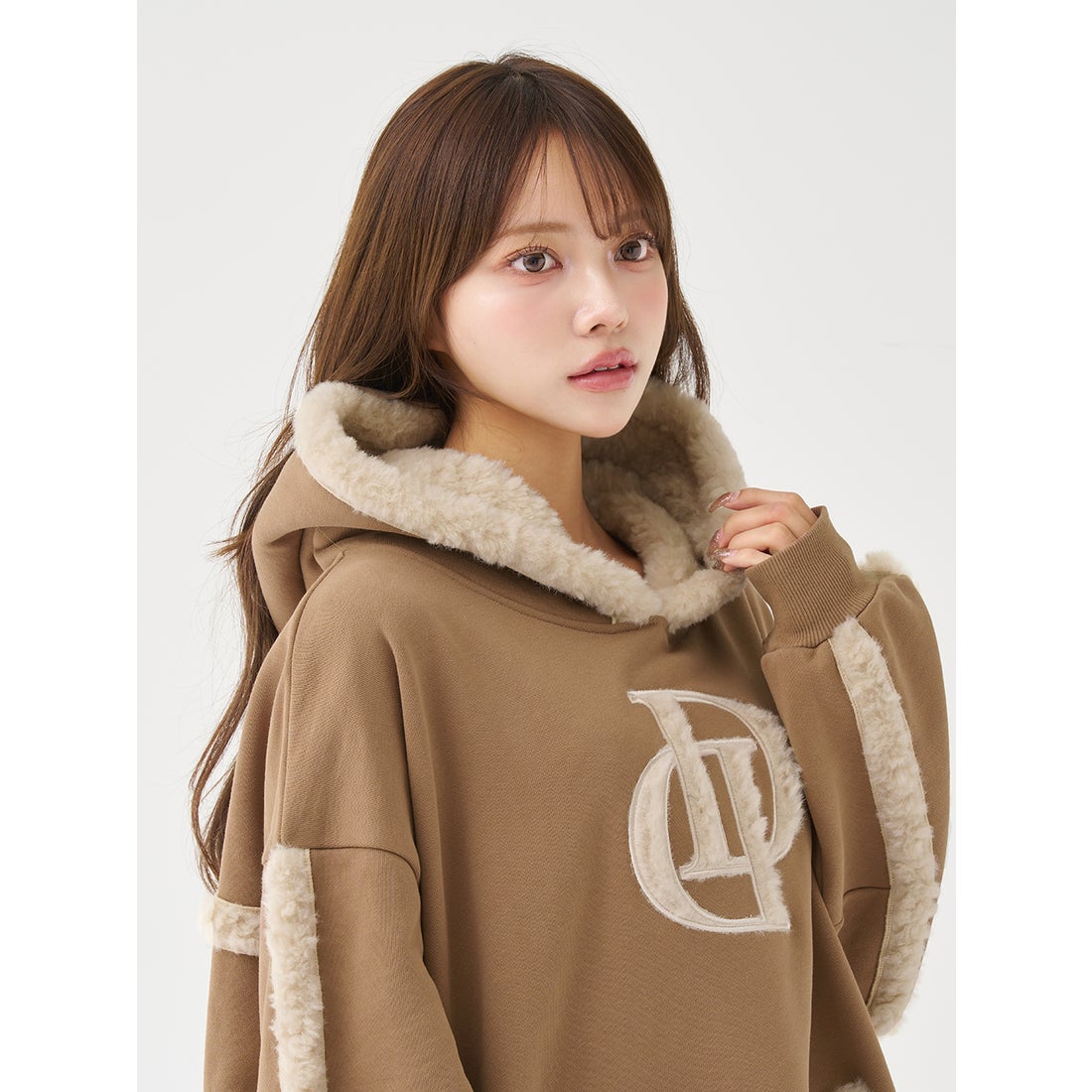 ダーリッチ Darich DDボアスウェットフーディー （アイボリー