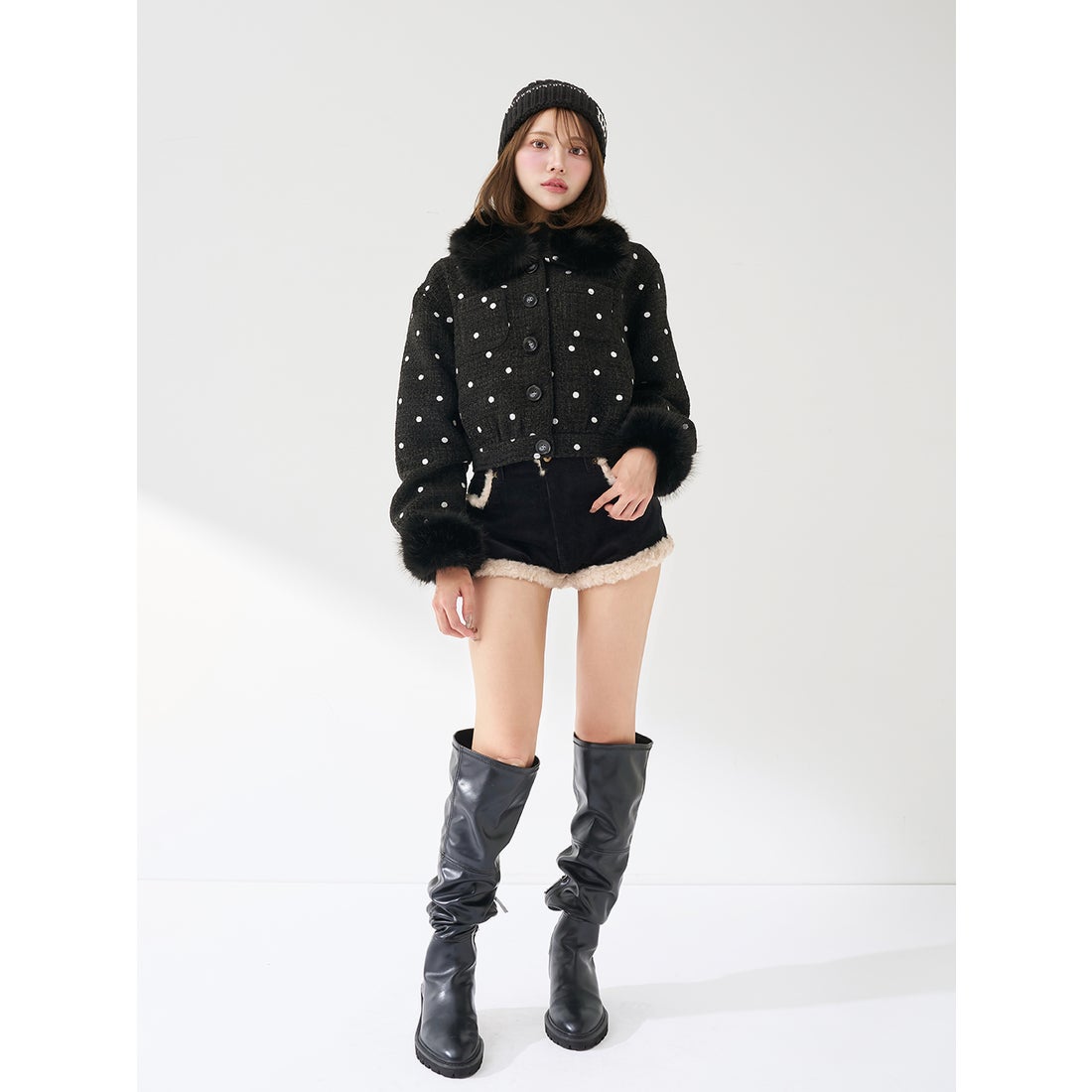 ダーリッチ Darich ポイントボアコーデュロイショートパンツ