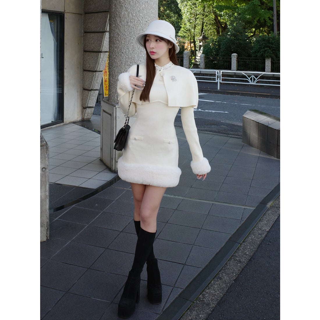 ダーリッチ Darich ビジューケープニットミニワンピース （アイボリー