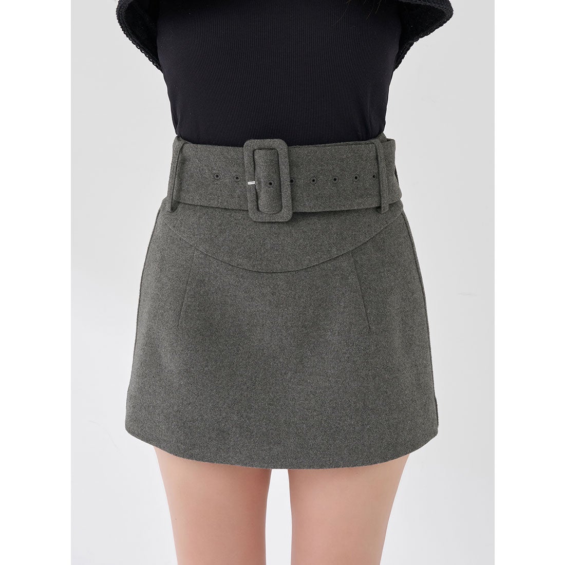 ダーリッチ Darich シェイプラインベルトミニスカート （グレー