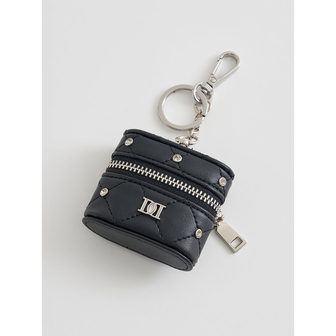 ダーリッチ Darich キルティングビジューAirPodsケース （ブラック