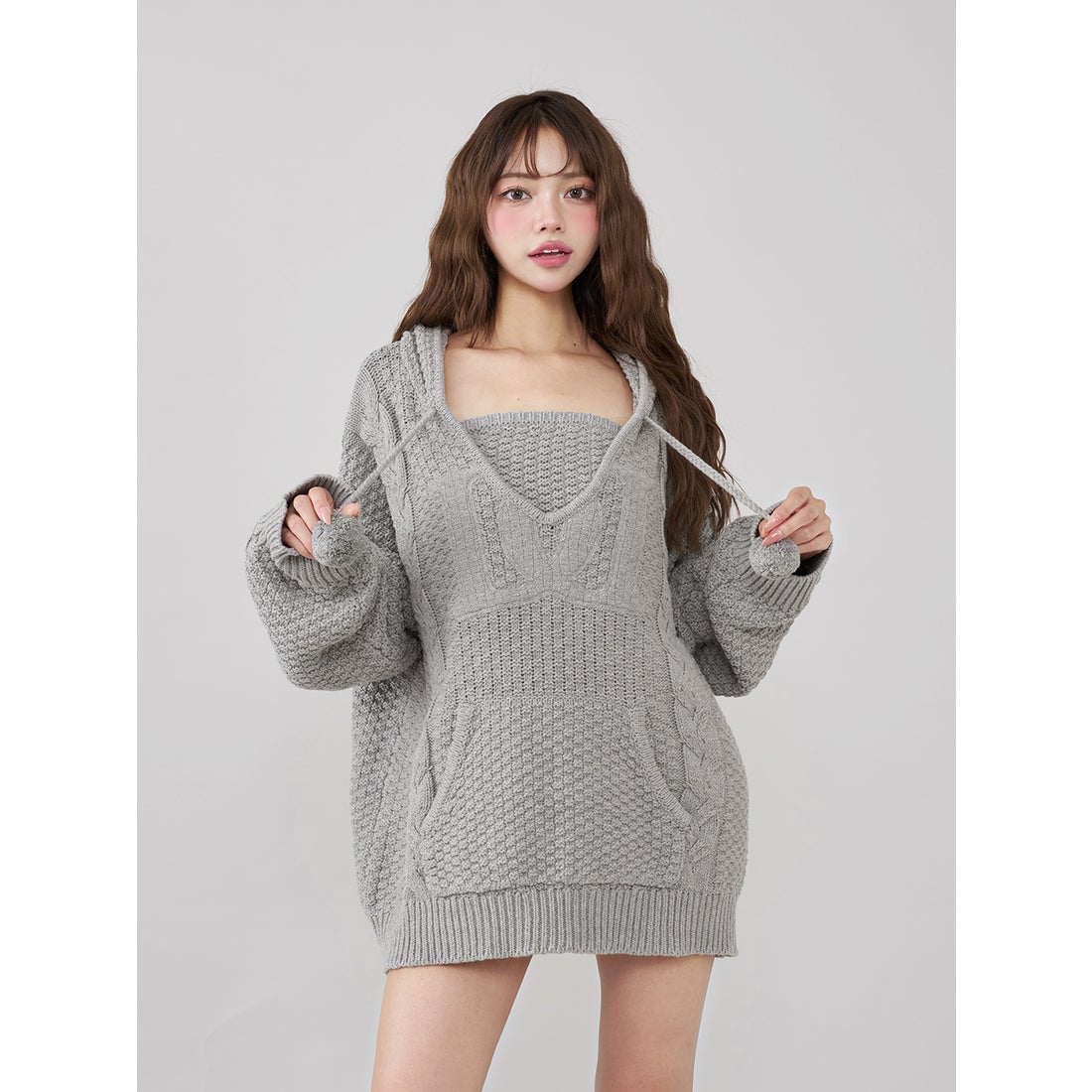 ダーリッチ Darich ケーブルDDロゴVネックニットフーディ （グレー