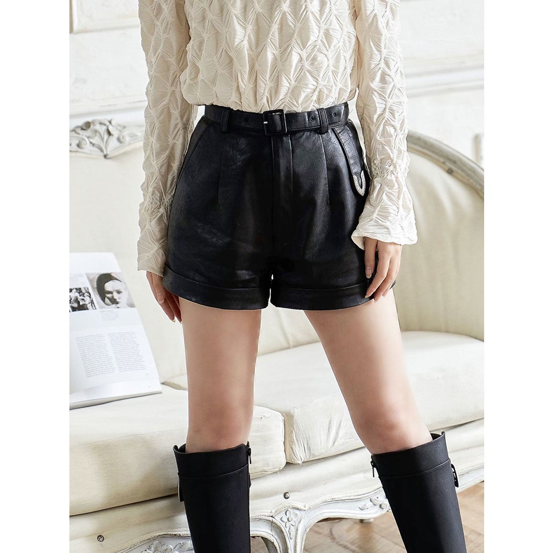ダーリッチ Darich マットレザーショートパンツ （ブラック