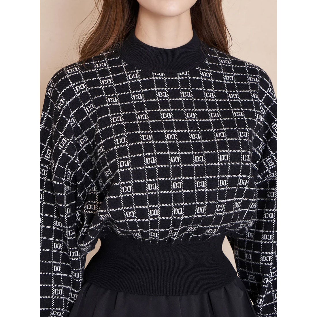 ファンシービーズDDロゴボリュームニットトップス ブラック BLK Darich