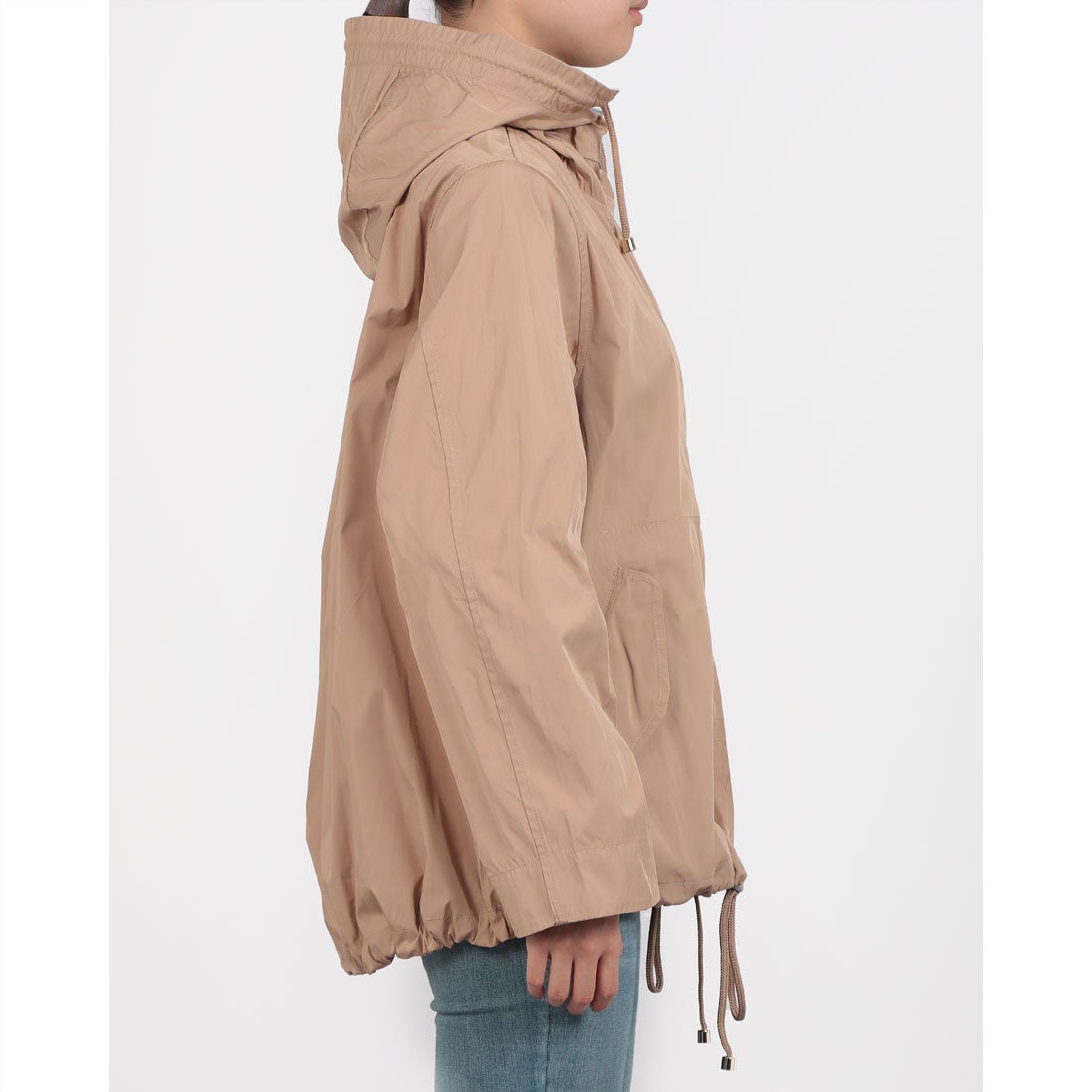 ドゥクラッセ DoCLASSE 二重織リバーシブル・マウンテンパーカー