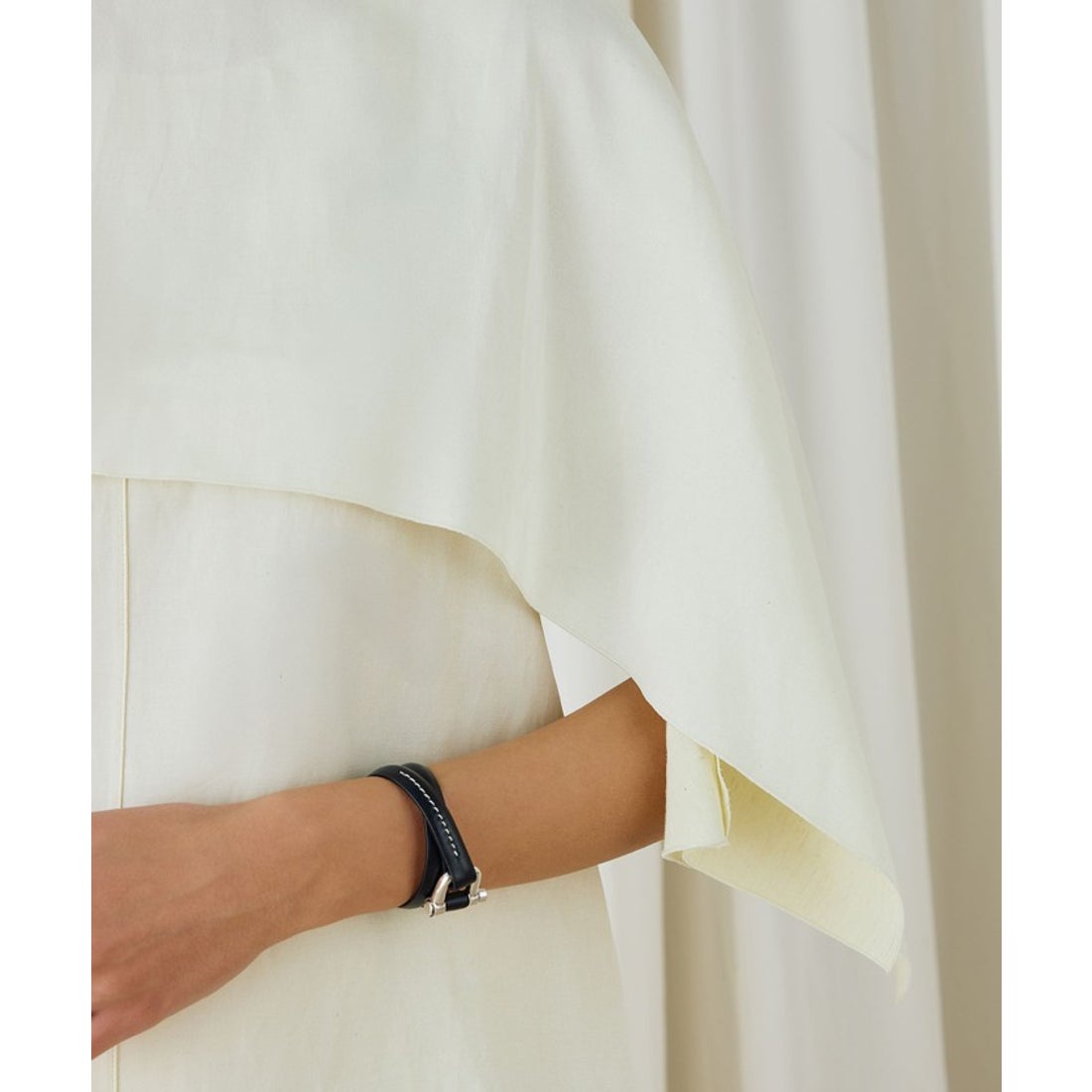 デ・プレ DES PRÉS ソフトサテン レイヤードブラウス （21 ライト